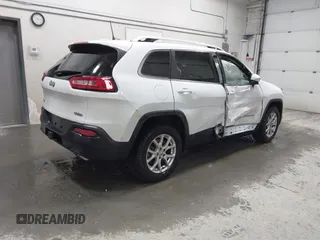 2018 Jeep Cherokee Latitude Plus with VIN 1C4PJMLX0JD546013, listed as a IAAI auction lot 41350102 with 40,017 mi miles and . Bid and sale history available at DreamBid. Image 4.