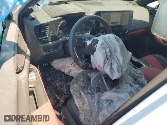 2024 Lexus NX 350 F Sport z VIN 2T2KGCEZ9RC040301, wystawiony jako Copart lot #58725945 z przebiegiem Nie podano mil oraz Szkoda całkowita • Salvage title. Historia ofert i sprzedaży dostępna na DreamBid. Obrazek 8.