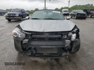 2017 FIAT 124 Spider Lusso z VIN JC1NFAEK0H0127134, wystawiony jako Copart lot #56334925 z przebiegiem 12 367 mil mil oraz Szkoda całkowita • Salvage title. Historia ofert i sprzedaży dostępna na DreamBid. Obrazek 5.