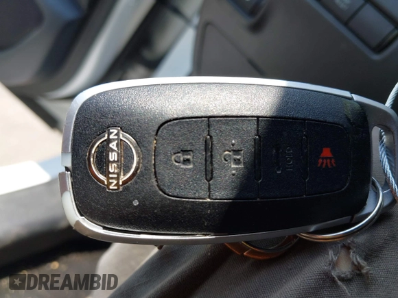 2024 Nissan Sentra SV z VIN 3N1AB8CV7RY219189, wystawiony jako IAAI lot #42240272 z przebiegiem 50 482 mil mil oraz . Historia ofert i sprzedaży dostępna na DreamBid. Obrazek 11.