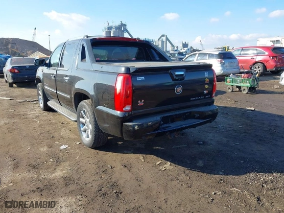2007 Cadillac Escalade EXT with VIN 3GYFK62837G217018, listed as a IAAI auction lot 41340466 with 260656 miles. Bid and sale history available at carsss.com. Image 3.