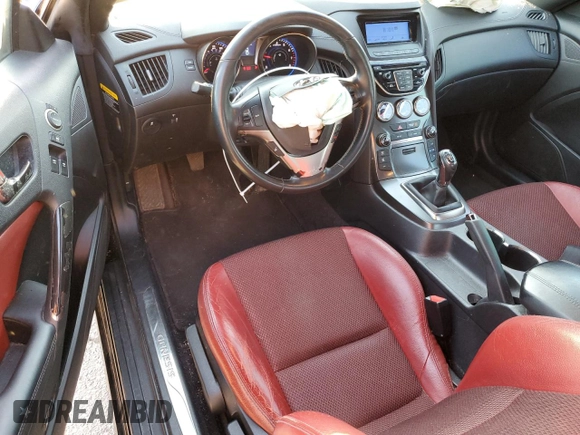 2013 Hyundai Genesis Coupe R-Spec with VIN KMHHT6KD4DU111402, listed as a Copart auction lot 48752935 with 104,119 mi miles and Salvage title. Bid and sale history available at DreamBid. Image 8.