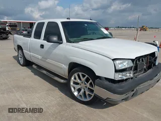 2005 Chevrolet Silverado 1500 LS with VIN 2GCEC19T851312059, listed as a IAAI auction lot 42038341 with 223,642 mi miles and . Bid and sale history available at DreamBid. Image 1.