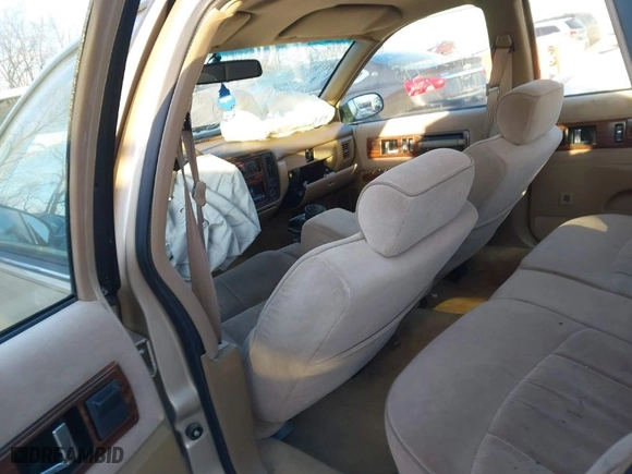 1996 Chevrolet Caprice Classic 1SA Special Value Pkg with VIN 1G1BL52W4TR143783, listed as a IAAI auction lot 41376495 with 1 mi miles. Bid and sale history available at carsss.com. Image 8.