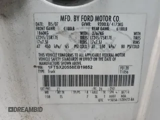 2008 Ford F-250 XL with VIN 1FTSX20558EB19852, listed as a Copart auction lot 42393595 with 213,258 mi miles and Clean title. Bid and sale history available at DreamBid. Image 12.