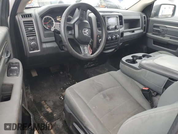2015 Ram 1500 Tradesman z VIN 3C6JR6DG5FG540010, wystawiony jako Copart lot #45151585 z przebiegiem 208 203 mil mil oraz Szkoda całkowita • Salvage title. Historia ofert i sprzedaży dostępna na DreamBid. Obrazek 8.