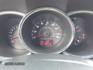 2013 Kia Sorento LX with VIN 5XYKTDA28DG336051, listed as a IAAI auction lot 41956476 with 179,549 mi miles. Bid and sale history available at carsss.com. Image 7.