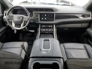 2022 GMC Yukon XL Denali with VIN 1GKS1JKL6NR152312, listed as a Copart auction lot 47548525 with 18,895 mi miles and Salvage Title. Bid and sale history available at DreamBid. Image 8.