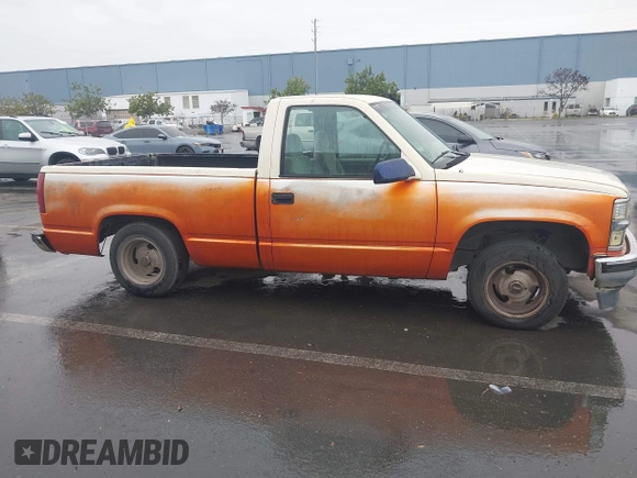 1996 Chevrolet Silverado 1500 with VIN 1GCEC14W0TZ218067, listed as a IAAI auction lot 41480287 with 280,500 mi miles and . Bid and sale history available at DreamBid. Image 13.