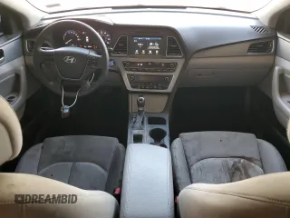 2017 Hyundai Sonata Hybrid SE with VIN KMHE24L14HA059503, listed as a Copart auction lot 67962073 with 97,379 mi miles. Bid and sale history available at carsss.com. Image 8.
