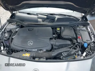 2019 Mercedes-Benz CLA 250 with VIN WDDSJ4GB5KN758528, listed as a IAAI auction lot 39935376 with 13,790 mi miles and . Bid and sale history available at DreamBid. Image 10.