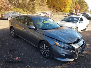 2021 Nissan Altima SV z VIN 1N4BL4DW9MN384283, wystawiony jako IAAI lot #40666653 z przebiegiem 19 223 mil mil oraz . Historia ofert i sprzedaży dostępna na DreamBid. Obrazek 1.