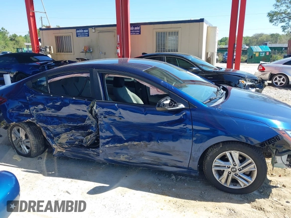 2020 Hyundai Elantra Value Edition z VIN 5NPD84LFXLH612750, wystawiony jako IAAI lot #41674279 z przebiegiem 88 179 mil mil oraz . Historia ofert i sprzedaży dostępna na DreamBid. Obrazek 14.