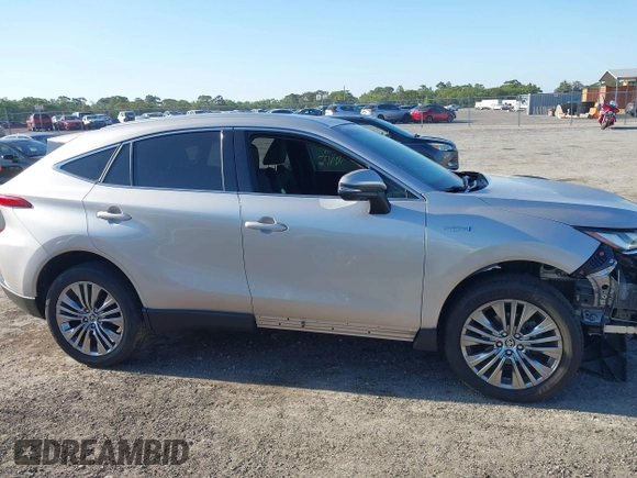 2021 Toyota Venza LE with VIN JTEAAAAH6MJ027243, listed as a IAAI auction lot 42054229 with 18,996 mi miles and . Bid and sale history available at DreamBid. Image 13.