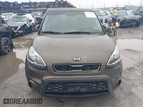 2013 Kia Soul with VIN KNDJT2A51D7506841, listed as a IAAI auction lot 41757317 with 171,439 mi miles. Bid and sale history available at carsss.com. Image 12.