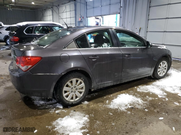2011 Chevrolet Cruze LS with VIN 1G1PC5SH5B7111488, listed as a Copart auction lot 44543435 with 89,309 mi miles and Salvage Title. Bid and sale history available at carsss.com. Image 3.