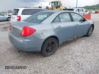2008 Pontiac G6 z VIN 1G2ZG57N984169525, wystawiony jako IAAI lot #42131335 z przebiegiem 168 699 mil mil oraz . Historia ofert i sprzedaży dostępna na DreamBid. Obrazek 4.