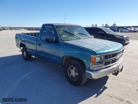 1998 Chevrolet C/K 1500 with VIN 1GCEC14W2WZ151699, listed as a Copart auction lot 81501904 with 246,372 mi miles and Salvage Title. Bid and sale history available at carsss.com. Image 4.