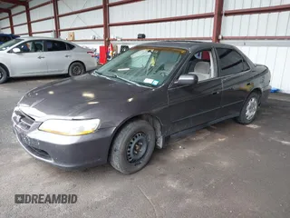 1998 Honda Accord LX с VIN 1HGCG5645WA244697, выставлен на аукционе IAAI как лот 42195066 с пробегом 133 054 миль миль и . История ставок и продаж доступна на DreamBid. Изображение 2.