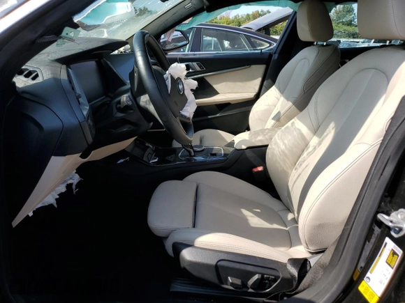 2022 BMW 2 Series 228i z VIN WBA53AK09N7K75863, wystawiony jako Copart lot #70836024 z przebiegiem 34 707 mil mil oraz Szkoda całkowita • Salvage title. Historia ofert i sprzedaży dostępna na DreamBid. Obrazek 7.