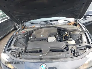 2013 BMW 3 Series 320i xDrive с VIN WBA3C3C55DF982704, выставлен на аукционе IAAI как лот 42129268 с пробегом 112 318 миль миль и . История ставок и продаж доступна на DreamBid. Изображение 10.