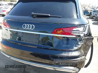 2021 Audi Q5 Premium Plus z VIN WA1BAAFY7M2114476, wystawiony jako IAAI lot #42063790 z przebiegiem 44 945 mil mil oraz . Historia ofert i sprzedaży dostępna na DreamBid. Obrazek 6.