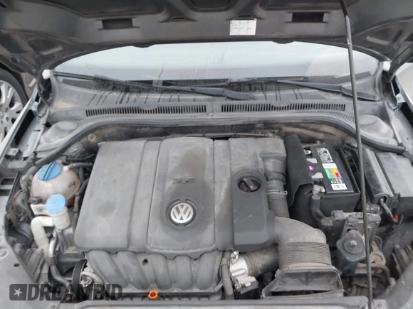2011 Volkswagen Jetta Sedan SE w/Convenience & Sunroof with VIN 3VWDX7AJ8BM306437, listed as a IAAI auction lot 41714664 with 234,948 mi miles. Bid and sale history available at carsss.com. Image 10.