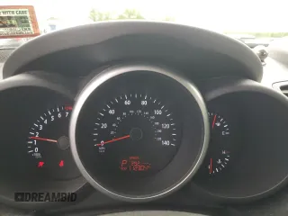 2013 Kia Soul + z VIN KNDJT2A69D7550983, wystawiony jako Copart lot #57416965 z przebiegiem 112 304 mil mil oraz Szkoda całkowita • Salvage title. Historia ofert i sprzedaży dostępna na DreamBid. Obrazek 9.