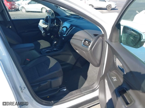 2022 Chevrolet Equinox LT with VIN 3GNAXKEVXNL232896, listed as a IAAI auction lot 41506570 with 31,549 mi miles. Bid and sale history available at carsss.com. Image 5.