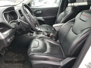 2017 Jeep Cherokee Trailhawk L Plus with VIN 1C4PJMBS3HD237118, listed as a Copart auction lot 49303805 with 120,581 mi miles and Salvage Title. Bid and sale history available at carsss.com. Image 7.