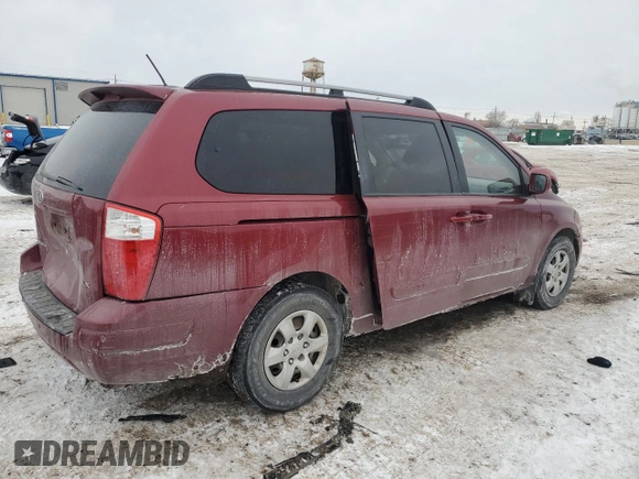 2009 Kia Sedona LX with VIN KNDMB233396271268, listed as a Copart auction lot 45562985 with 263,296 mi miles and Salvage Title. Bid and sale history available at carsss.com. Image 3.