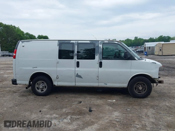 2006 Chevrolet Express Cargo with VIN 1GCFG15X261206862, listed as a IAAI auction lot 42170725 with 327,261 mi miles and . Bid and sale history available at DreamBid. Image 14.