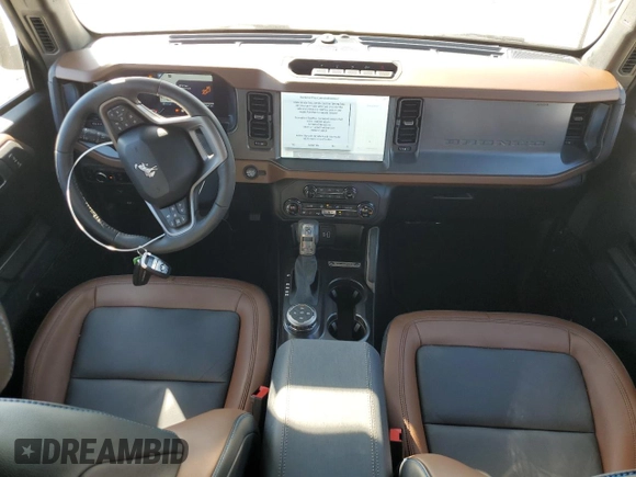 2024 Ford Bronco Outer Banks with VIN 1FMEE8BPXRLA41937, listed as a Copart auction lot 76271294 with 3,947 mi miles and Salvage Title. Bid and sale history available at DreamBid. Image 8.