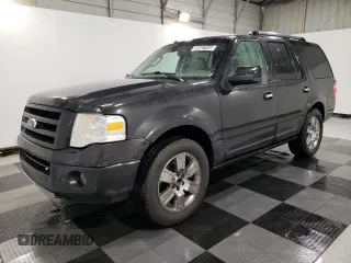 2010 Ford Expedition Limited z VIN 1FMJU2A59AEB53328, wystawiony jako Copart lot #50407445 z przebiegiem 213 816 mil mil oraz Czysty tytuł • Clean title. Historia ofert i sprzedaży dostępna na DreamBid. Obrazek 1.