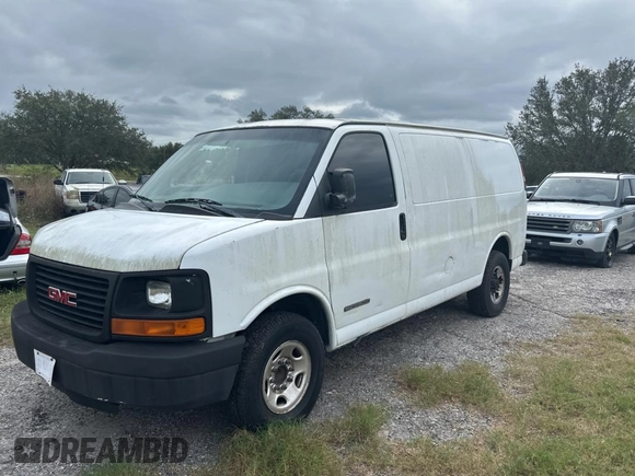 2003 GMC Savana Cargo z VIN 1GTHG35U431113170, wystawiony jako Copart lot #82019294 z przebiegiem 293 807 mil mil oraz Czysty tytuł • Clean title. Historia ofert i sprzedaży dostępna na DreamBid. Obrazek 2.