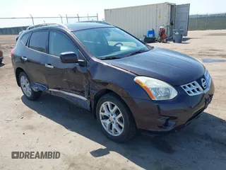 2011 Nissan Rogue SV z VIN JN8AS5MV2BW298749, wystawiony jako IAAI lot #42061734 z przebiegiem 117 777 mil mil oraz . Historia ofert i sprzedaży dostępna na DreamBid. Obrazek 1.