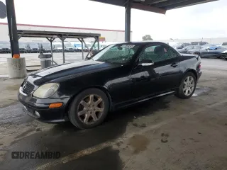 2001 Mercedes-Benz SLK-Class with VIN WDBKK65F51F206737, listed as a Copart auction lot 47884645 with 41,331 mi miles and Salvage Title. Bid and sale history available at carsss.com. Image 1.