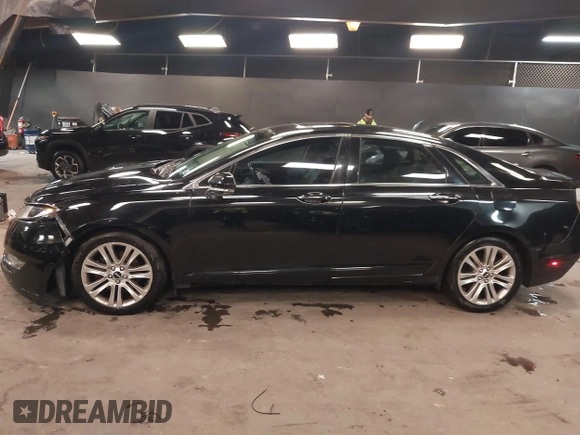 2016 Lincoln MKZ with VIN 3LN6L2JK2GR603504, listed as a IAAI auction lot 41020438 with 119,648 mi miles and . Bid and sale history available at DreamBid. Image 13.