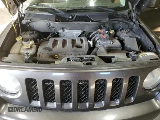 2014 Jeep Patriot Latitude with VIN 1C4NJRFB5ED718711, listed as a Copart auction lot 52100335 with 75,231 mi miles and Clean Title. Bid and sale history available at carsss.com. Image 12.