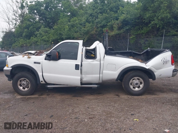 2004 Ford F-250 XL z VIN 1FTNX21L14EA34902, wystawiony jako IAAI lot #42610827 z przebiegiem Nie podano mil oraz . Historia ofert i sprzedaży dostępna na DreamBid. Obrazek 14.