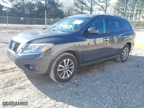 2014 Nissan Pathfinder SV with VIN 5N1AR2MN4EC654030, listed as a IAAI auction lot 41797650 with 129,731 mi miles. Bid and sale history available at carsss.com. Image 2.