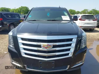 2017 Cadillac Escalade Luxury z VIN 1GYS3BKJ4HR354882, wystawiony jako IAAI lot #41920813 z przebiegiem 122 982 mil mil oraz . Historia ofert i sprzedaży dostępna na DreamBid. Obrazek 12.