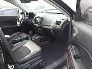 2018 Jeep Compass Trailhawk with VIN 3C4NJDDB6JT442016, listed as a IAAI auction lot 41068443 with 114,579 mi miles and . Bid and sale history available at carsss.com. Image 5.
