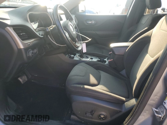 2017 Jeep Cherokee Latitude с VIN 1C4PJMCB8HW505101, выставлен на аукционе Copart как лот 64359775 с пробегом 149 314 миль миль и Списание • Salvage title. История ставок и продаж доступна на DreamBid. Изображение 7.
