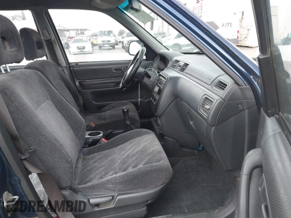 1999 Honda CR-V LX with VIN JHLRD1745XC014868, listed as a IAAI auction lot 41775272 with 212,835 mi miles. Bid and sale history available at carsss.com. Image 5.