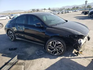 2024 Hyundai Ioniq 6 SEL z VIN KMHM34AA4RA059272, wystawiony jako Copart lot #50676784 z przebiegiem 6224 mil mil oraz Szkoda całkowita • Salvage title. Historia ofert i sprzedaży dostępna na DreamBid. Obrazek 4.