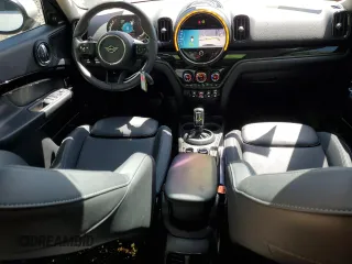 2023 MINI Countryman Cooper S with VIN WMZ83BR0XP3P91056, listed as a Copart auction lot 54699605 with 22,049 mi miles and Salvage title. Bid and sale history available at DreamBid. Image 8.