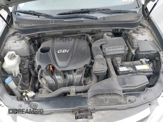 2014 Hyundai Sonata SE with VIN 5NPEC4AC3EH882711, listed as a IAAI auction lot 42192424 with 189,279 mi miles and . Bid and sale history available at DreamBid. Image 10.