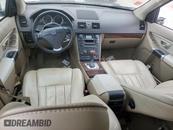2013 Volvo XC90 Premier Plus with VIN YV4952CY9D1670441, listed as a Copart auction lot 43548305 with 77,104 mi miles and Salvage Title. Bid and sale history available at DreamBid. Image 8.