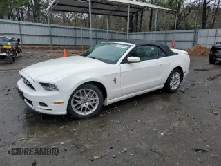2013 Ford Mustang V6 с VIN 1ZVBP8EM3D5205817, выставлен на аукционе Copart как лот 83493544 с пробегом 76 329 миль миль и Списание • Salvage title. История ставок и продаж доступна на DreamBid. Изображение 1.